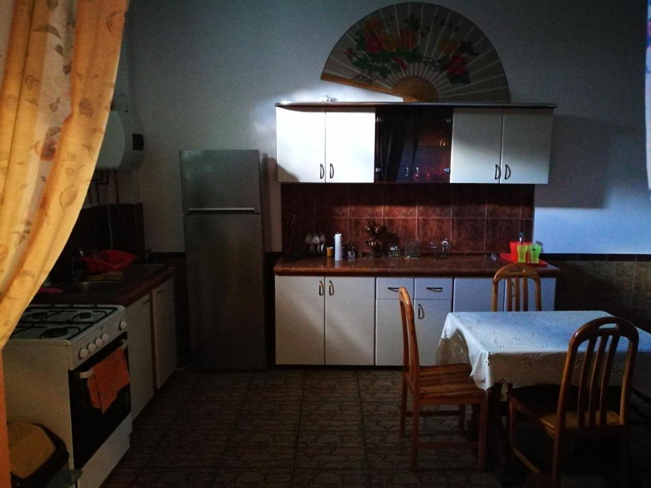 Pensiunea Remus Otel Novaci-Străini Dış mekan fotoğraf