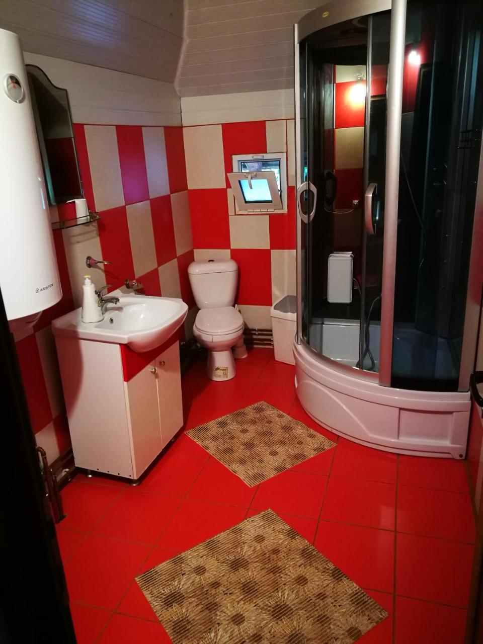Pensiunea Remus Otel Novaci-Străini Dış mekan fotoğraf